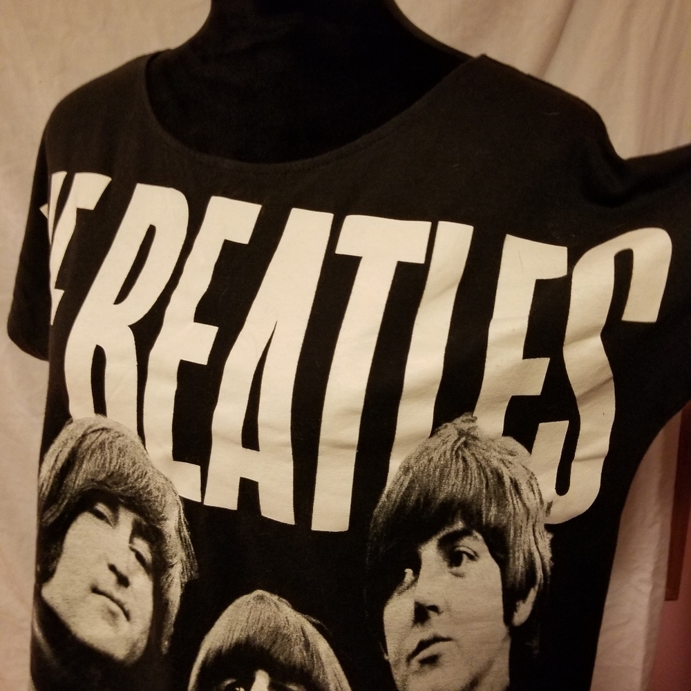 The Beatles Crop Tee - Picture 1 of 2